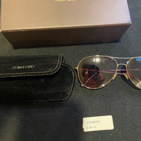 Authentic Tom Ford Aviator sunglasses. - Picture 6 of 6